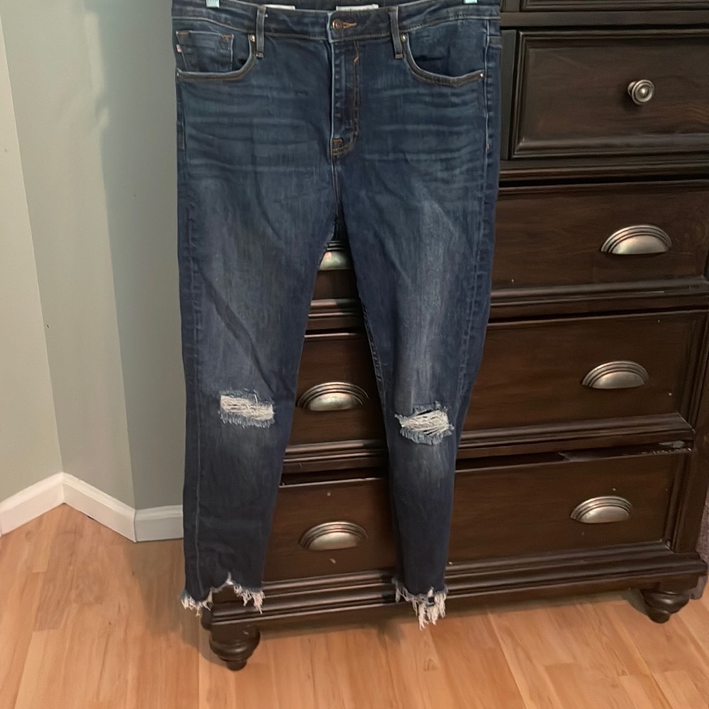 Vigoss dark distressed jeans size 32